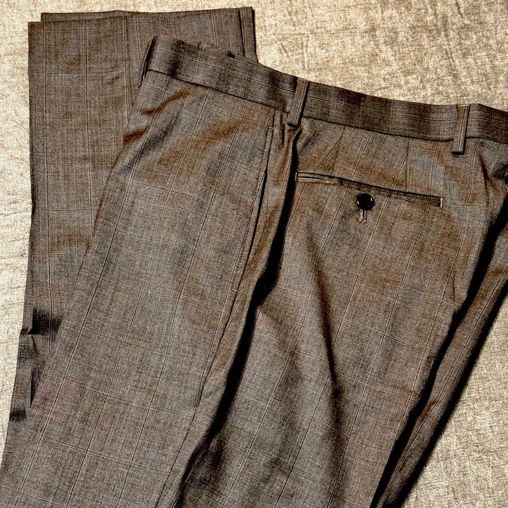 100% Wool 34 x 30 Tailored material